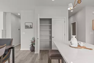 3609 E Gladiolus Pl, Appleton, WI 54913 - Photo 8