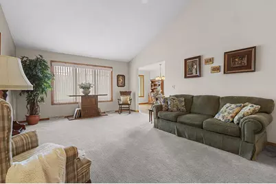 394 Woodfield Drive, Green Bay, WI 54313 - Photo 14