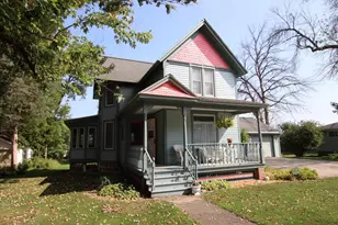542 Hill St, Green Lake, WI 54941 - Photo 2