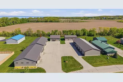 W4547 Lakepark Drive #7, Fond du Lac, WI 54937 - Photo 18