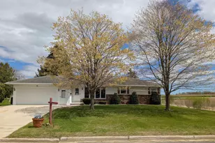219 Elm St, Whitelaw, WI 54247 - Photo 1