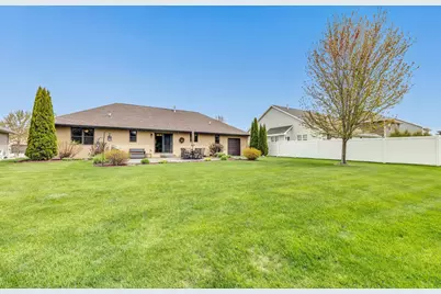 605 Pebblestone Circle, Oneida, WI 54155 - Photo 22