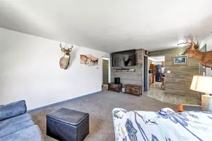 1651 Debra Ln, Green Bay, WI 54302 - Photo 4