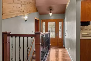 704 Miller Ln Ct, Kaukauna, WI 54130 - Photo 4