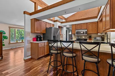 704 Miller Lane Court, Kaukauna, WI 54130 - Photo 8