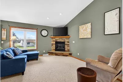 106 Parkview Drive, Eden, WI 53019 - Photo 6