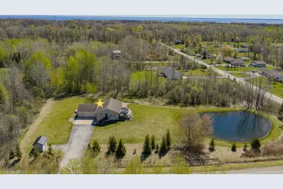 930 County Road J, Little Suamico, WI 54141 - Photo 10