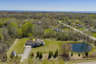 930 Co Rd J, Little Suamico, WI 54141 - Photo 10