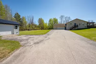 930 Co Rd J, Little Suamico, WI 54141 - Photo 12