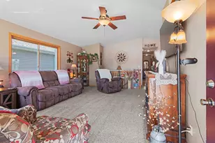 3722 Mackert St, Manitowoc, WI 54220 - Photo 4