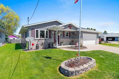 3722 Mackert Street, Manitowoc, WI 54220 - Photo 1