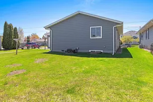 3722 Mackert St, Manitowoc, WI 54220 - Photo 34