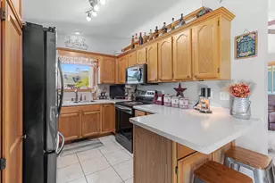 3722 Mackert St, Manitowoc, WI 54220 - Photo 10
