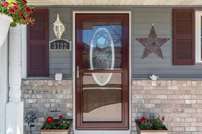 3722 Mackert Street, Manitowoc, WI 54220 - Photo 2