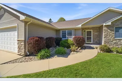 W6148 Long Court, Appleton, WI 54914 - Photo 2