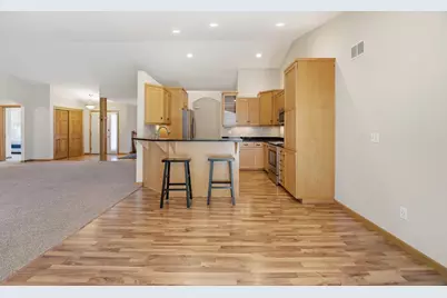 W6148 Long Court, Appleton, WI 54914 - Photo 8