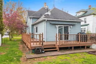 17 E 2nd St, Clintonville, WI 54929 - Photo 34