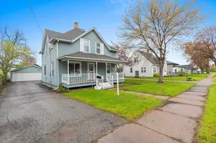 17 E 2nd St, Clintonville, WI 54929 - Photo 1