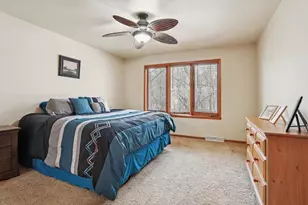 W4954 Emery Ln, Fond du Lac, WI 54937 - Photo 14