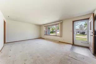 2721 N Viola St, Appleton, WI 54911 - Photo 12