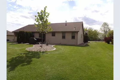 2360 Lost Dauphin Road, De Pere, WI 54115 - Photo 14