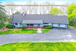 2512 Riverside Dr, Green Bay, WI 54301 - Photo 1