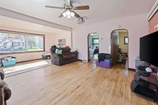1333 Oakes St, Marinette, WI 54143 - Photo 4