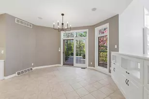 384 Ledgewood Dr, Fond du Lac, WI 54937 - Photo 12