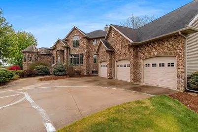 3463 Grand Meadows Crossing, Neenah, WI 54956 - Photo 4