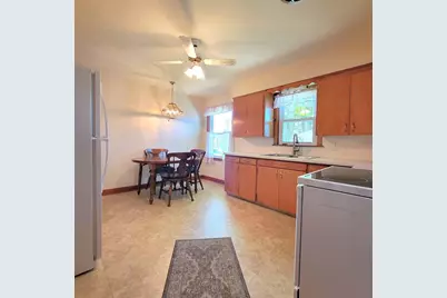 1340 W Spring Street, Appleton, WI 54914 - Photo 6