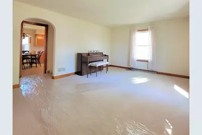 1340 W Spring Street, Appleton, WI 54914 - Photo 2