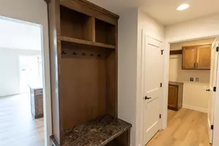 N9222 Anton St, Appleton, WI 54915 - Photo 2