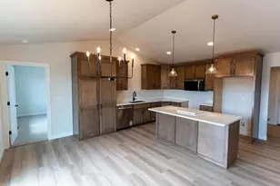 N9222 Anton St, Appleton, WI 54915 - Photo 22