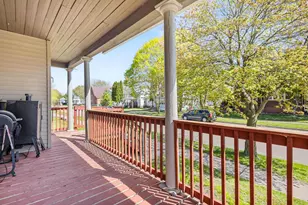 303 Congress St, Oconto, WI 54153 - Photo 4