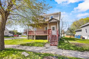 303 Congress St, Oconto, WI 54153 - Photo 2