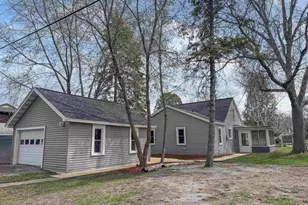 2953 Shadow Ln, Oshkosh, WI 54901 - Photo 18