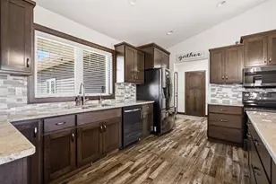 2660 W Fallen Oak Dr, Appleton, WI 54913 - Photo 6