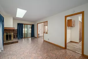 2836 Shorewood Dr, Oshkosh, WI 54901 - Photo 8