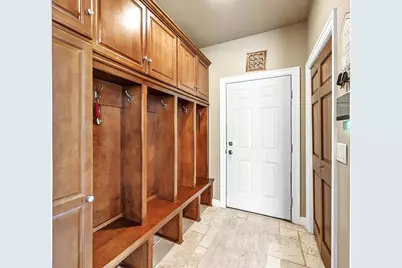 2005 Fescue Way, Suamico, WI 54313 - Photo 32