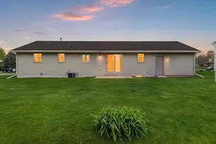 2152 Skyview St, Green Bay, WI 54311 - Photo 44