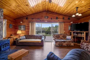 N13898 Mathis Rd, Amberg, WI 54102 - Photo 8