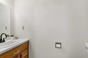 2108 S Matthias St, Appleton, WI 54915 - Photo 36