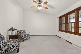 2108 S Matthias St, Appleton, WI 54915 - Photo 4