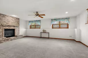 2108 S Matthias St, Appleton, WI 54915 - Photo 26