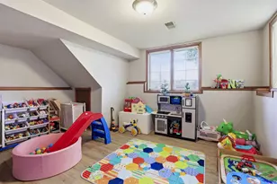 1700 Tracia Ln, Appleton, WI 54911 - Photo 8