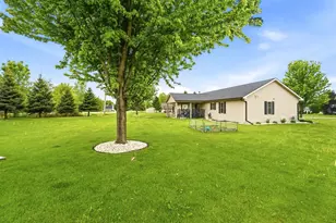 N7542 Meadowview Dr, Fond du Lac, WI 54935 - Photo 40