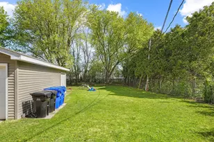 1906 W Pine St, Appleton, WI 54914 - Photo 24
