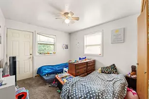 1906 W Pine St, Appleton, WI 54914 - Photo 18