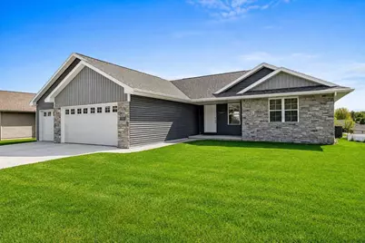 3421 Glendale Avenue, Green Bay, WI 54313 - Photo 2