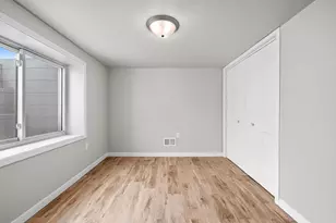 1244 Oregon St, Green Bay, WI 54303 - Photo 16